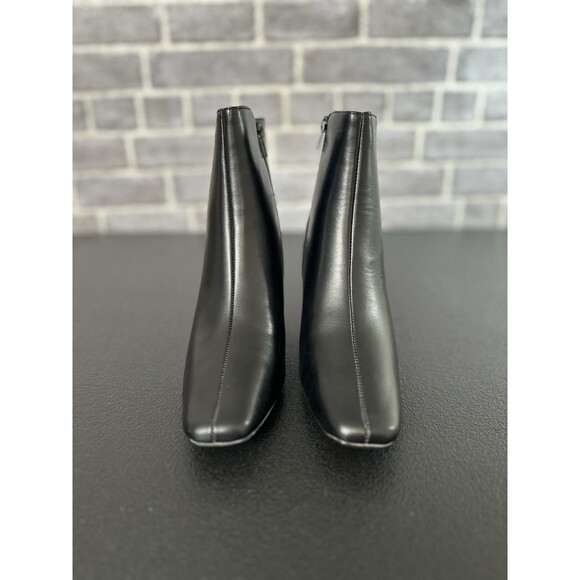 Journee Collection Womens 7M Black Haylinn Block Faux Leather Heeled Ankle Boot - Picture 10 of 14